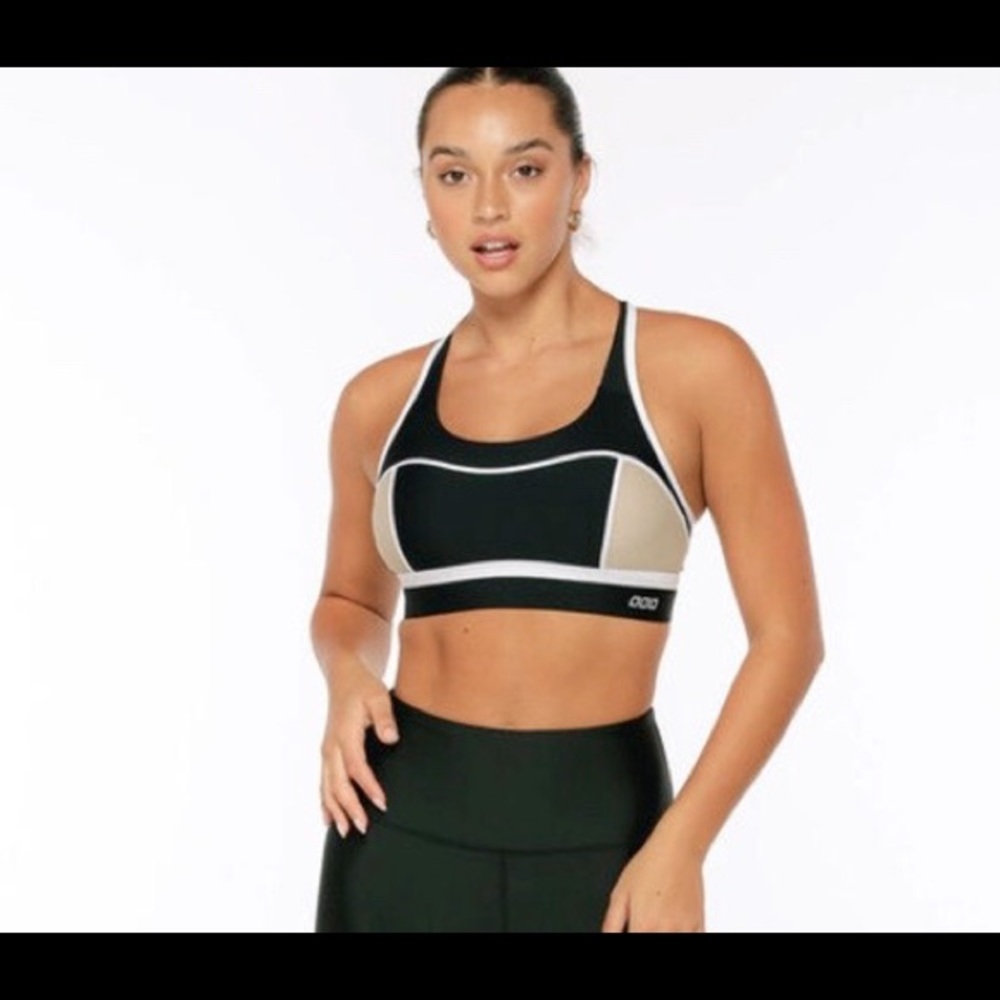 Lorna Jane sports bra
